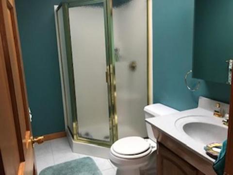 127 N Marion St, Fall River, MA 02720 photo 9