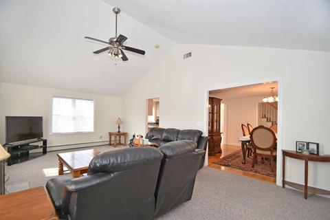 117 Sutton Rd, Webster, MA 01570 photo 3