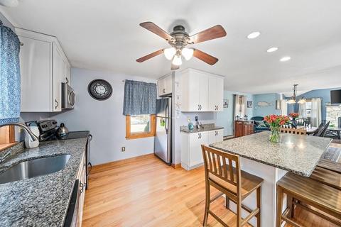 122 Washington Ave, Marshfield, MA 02050 photo 4
