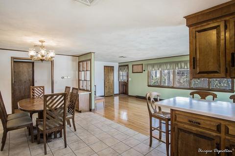 17 Pilgrim Rd, Lawrence, MA 01841 photo 9