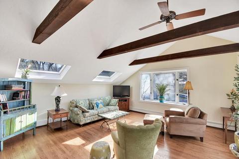 83 Brown St, Weston, MA 02493 photo 4