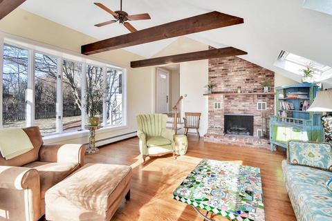 83 Brown St, Weston, MA 02493 photo 3