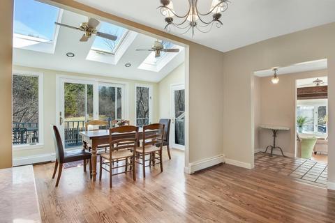 83 Brown St, Weston, MA 02493 photo 7