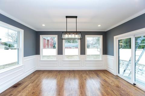 37 Pleasant St, Needham, MA 02492 photo 5