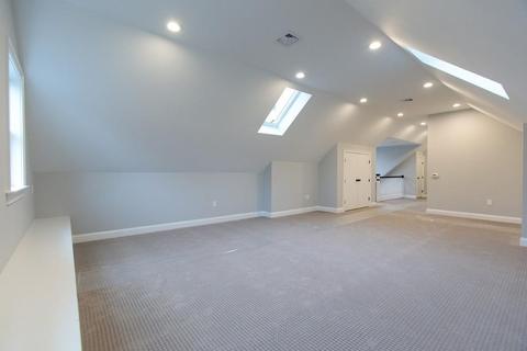 37 Pleasant St, Needham, MA 02492 photo 14