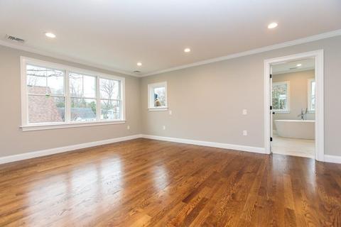 37 Pleasant St, Needham, MA 02492 photo 10