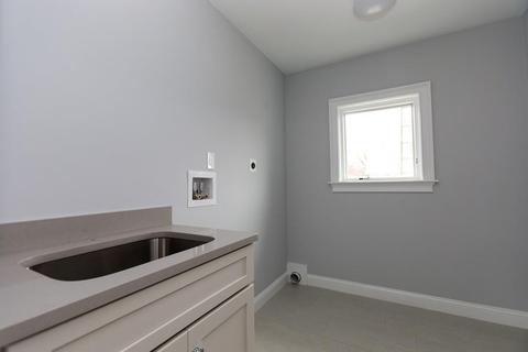 37 Pleasant St, Needham, MA 02492 photo 19