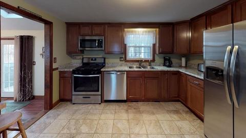 50 Blacksmith Rd, Dracut, MA 01826 photo 3