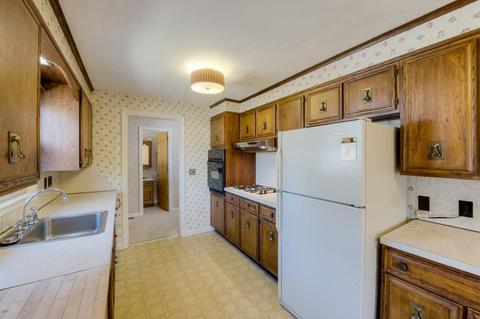 43 Druid Hill Rd, Springfield, MA 01129 photo 11