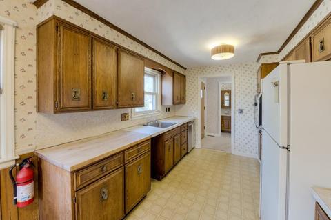 43 Druid Hill Rd, Springfield, MA 01129 photo 10