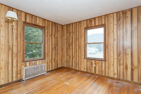 34 Brook St, Easthampton, MA 01027 photo 19