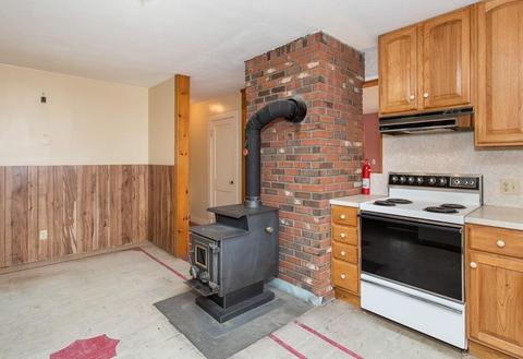 34 Brook St, Easthampton, MA 01027 photo 13