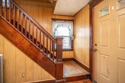 197 Phoenix Ter, Springfield, MA 01104 photo 7