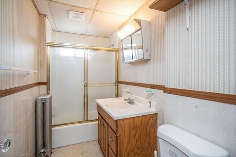 197 Phoenix Ter, Springfield, MA 01104 photo 19