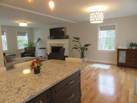 671 Salisbury St, Worcester, MA 01609 photo 7