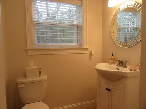 671 Salisbury St, Worcester, MA 01609 photo 16