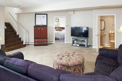 42 Q St, Hull, MA 02045 photo 2