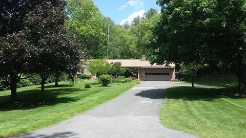 9 Howard Rd, Ware, MA 01082 photo 2