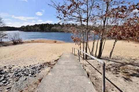 38 Barker Rd, East Wareham, MA 02538 photo 3