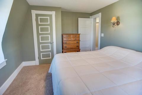 33 Mohegan Ave, Springfield, MA 01151 photo 15