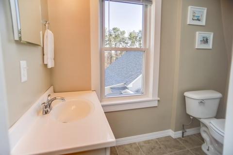 33 Mohegan Ave, Springfield, MA 01151 photo 19