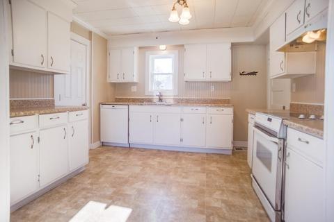 33 Mohegan Ave, Springfield, MA 01151 photo 9