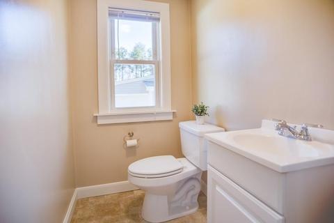 33 Mohegan Ave, Springfield, MA 01151 photo 17
