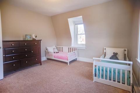 33 Mohegan Ave, Springfield, MA 01151 photo 23