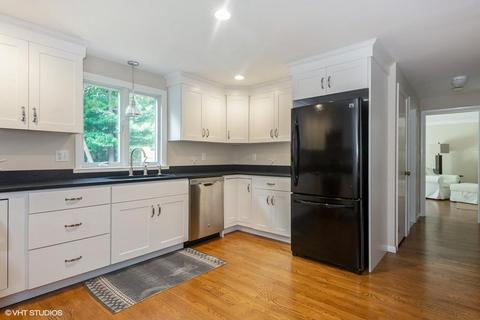 1166 Old Post Rd, Barnstable, MA 02635 photo 5