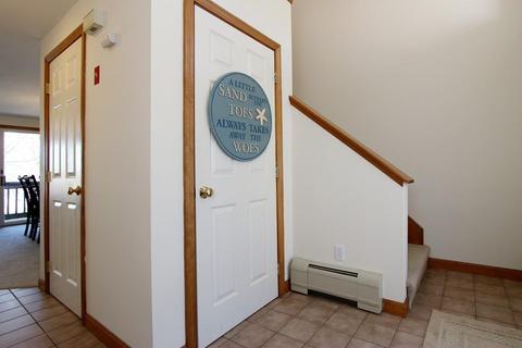 17 Riverview Ave #E, Mashpee, MA 02649 photo 11