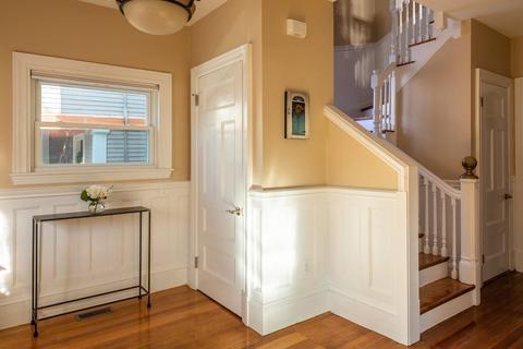 47 Brook St, Brookline, MA 02445 photo 5