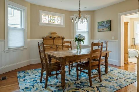 47 Brook St, Brookline, MA 02445 photo 3