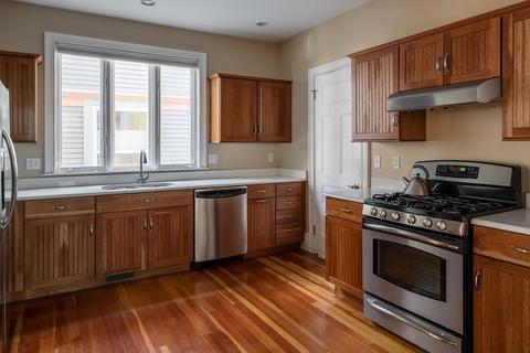 47 Brook St, Brookline, MA 02445 photo 4