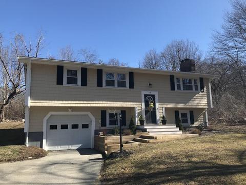59 Abington St, Hingham, MA 02043 photo 2