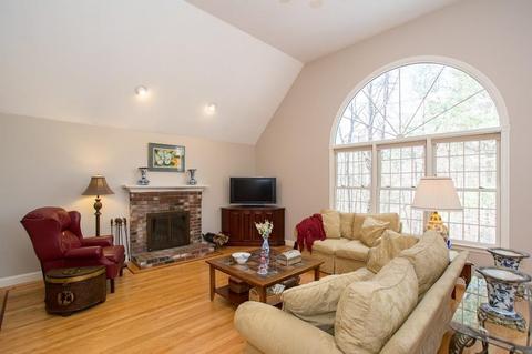 22 Main St, Medfield, MA 02052 photo 8