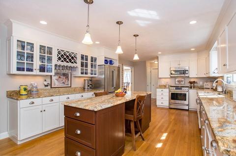 22 Main St, Medfield, MA 02052 photo 5