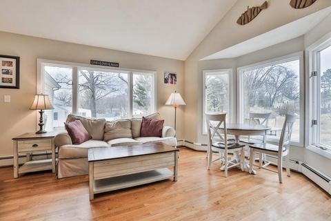 25 Sandra Ln, Reading, MA 01867 photo 17
