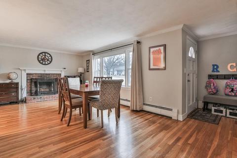 25 Sandra Ln, Reading, MA 01867 photo 7