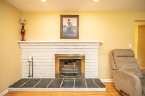 23 E Primrose Dr, Longmeadow, MA 01106 photo 8