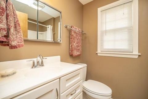 23 E Primrose Dr, Longmeadow, MA 01106 photo 17