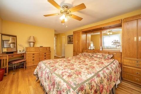 23 E Primrose Dr, Longmeadow, MA 01106 photo 13