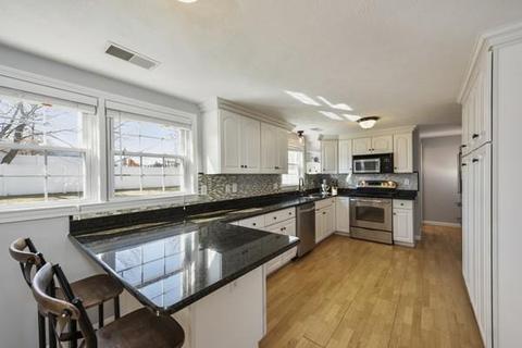 7 Waring Rd, Natick, MA 01760 photo 4