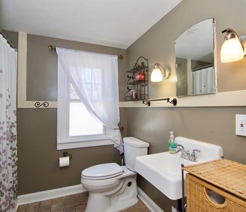 150 Pine St, West Springfield, MA 01089 photo 23