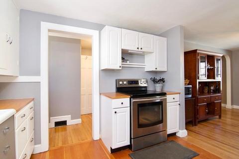 150 Pine St, West Springfield, MA 01089 photo 10