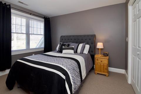 150 Pine St, West Springfield, MA 01089 photo 24