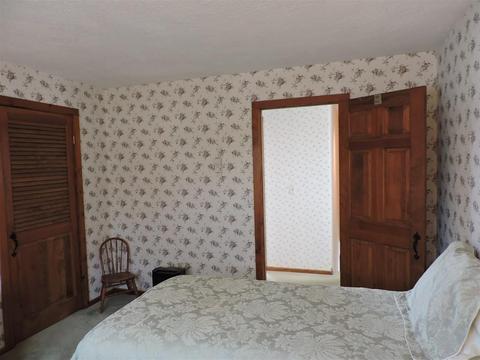 50 Union Point Rd, Webster, MA 01570 photo 24