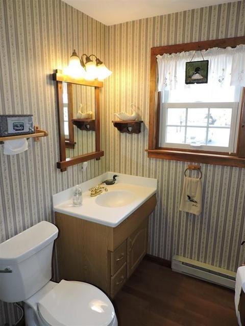 50 Union Point Rd, Webster, MA 01570 photo 17