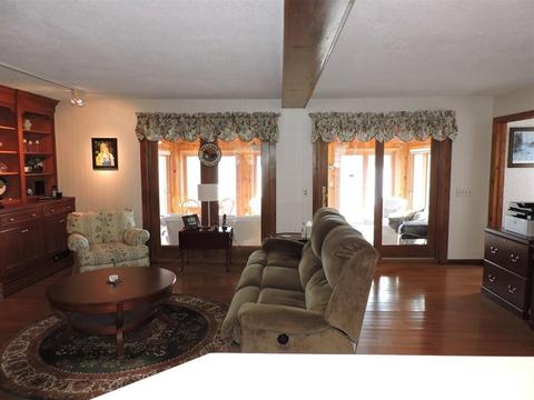 50 Union Point Rd, Webster, MA 01570 photo 8