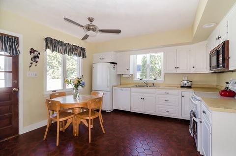 17 Stevens Rd, Needham, MA 02492 photo 10