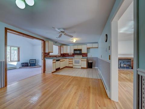 105 Hartness Rd, Sutton, MA 01590 photo 3